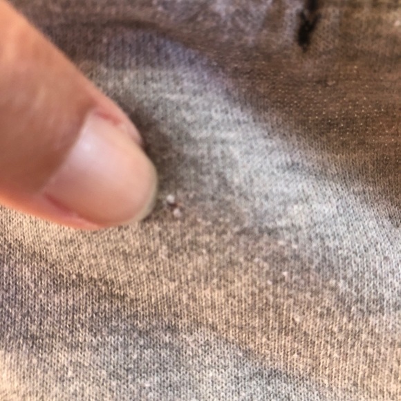 Rehab Shoulder Cutout Twisted Rope Sweatshirt Medium - Picture 13 of 13